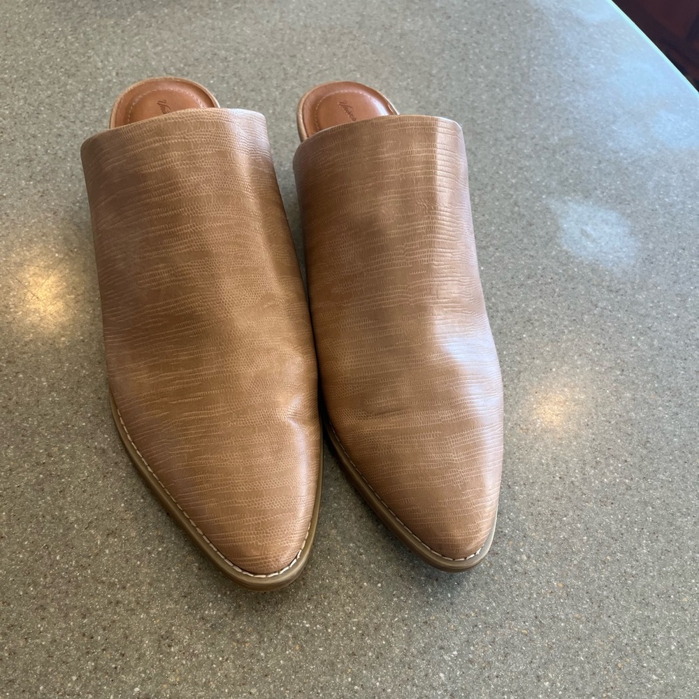 Universal Thread taupe mules with 2” heel.